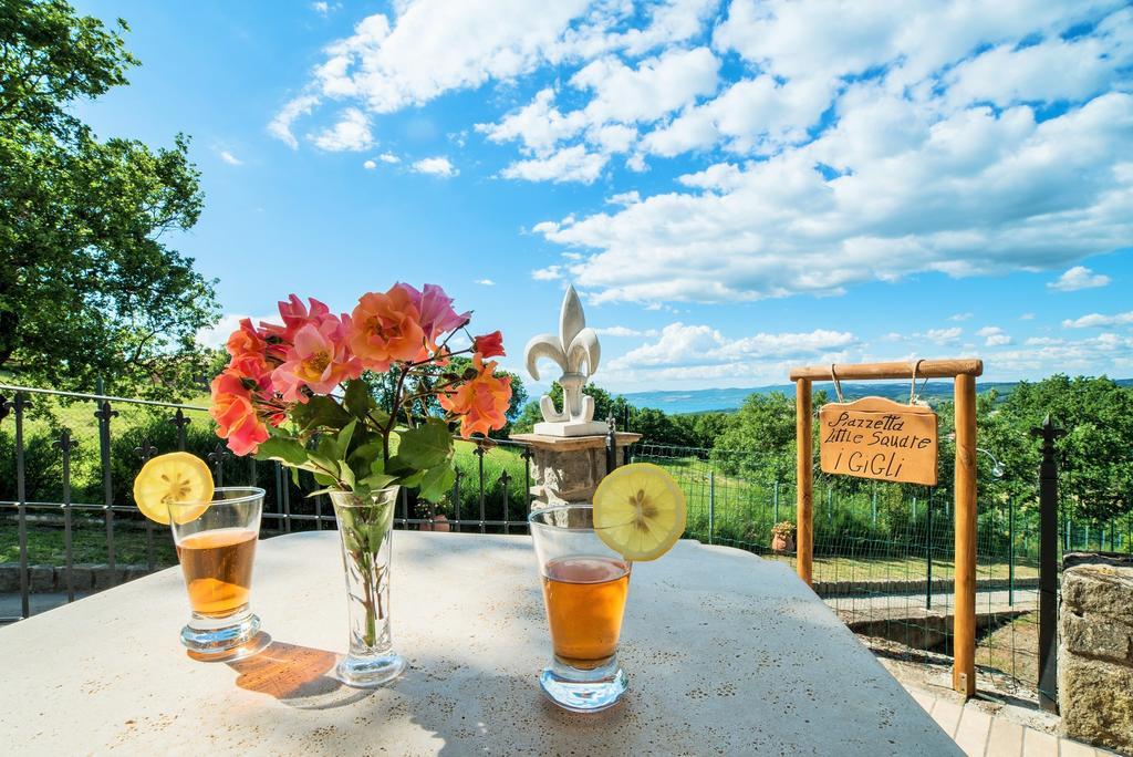 I Gigli Del Belvedere มอนเตเฟียสโกเน ภายนอก รูปภาพ