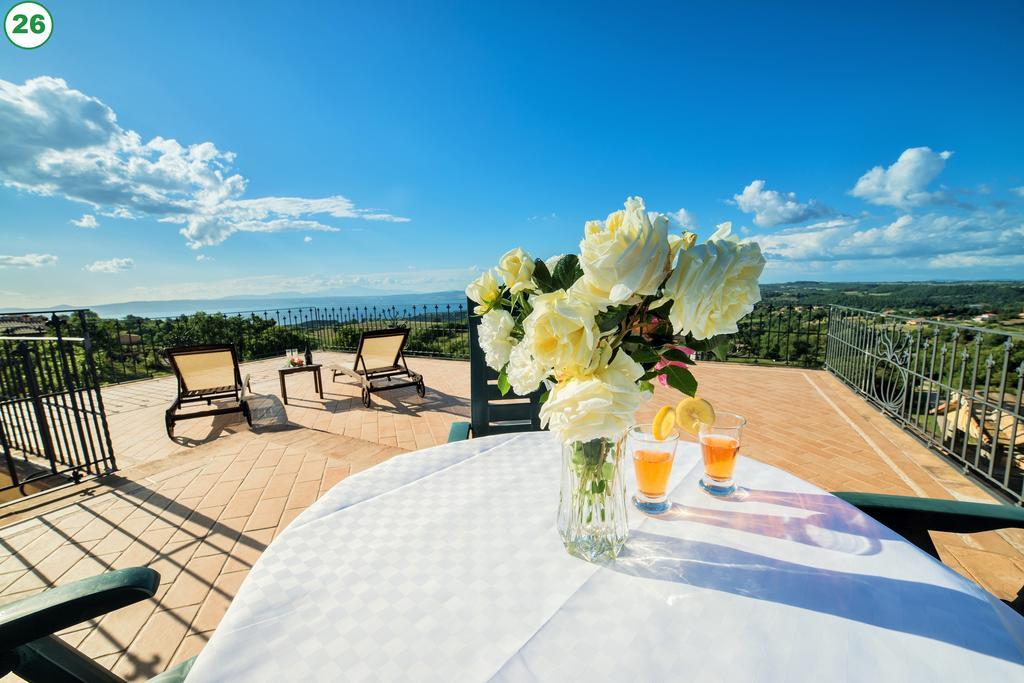 I Gigli Del Belvedere มอนเตเฟียสโกเน ภายนอก รูปภาพ